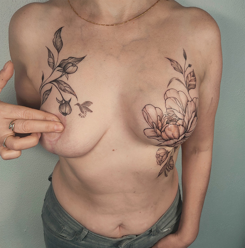 tatouage post cancer en atelier chez Pictampellis à Saint Jean